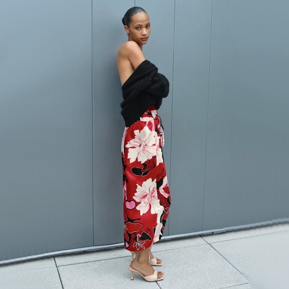 NWT Zara red multicoloured floral print split front high waisted midi skirt - Picture 1 of 12